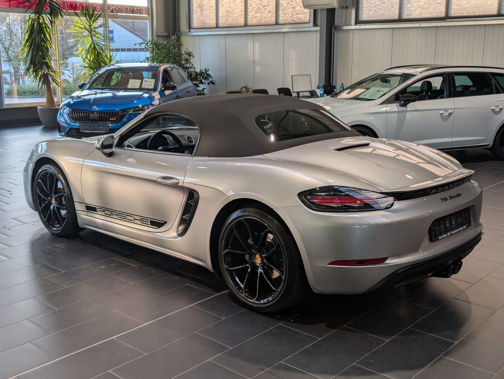Porsche Boxster 2023