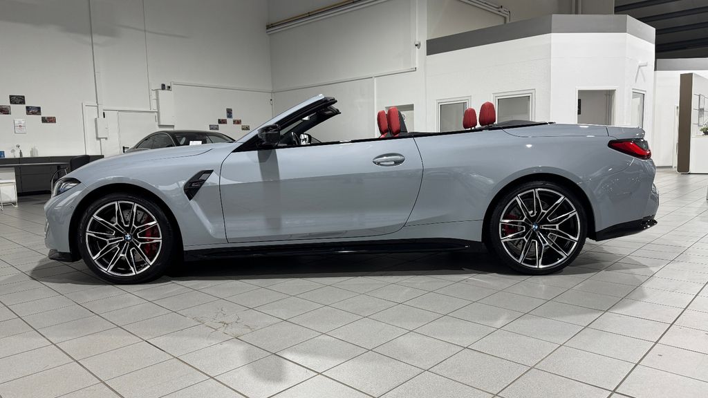 BMW M4 2023