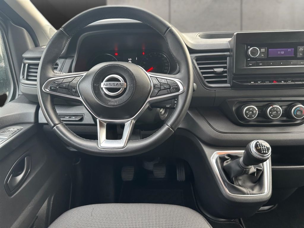 Nissan 2023