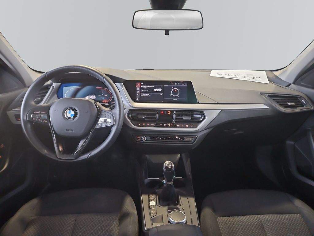 BMW 116 2022