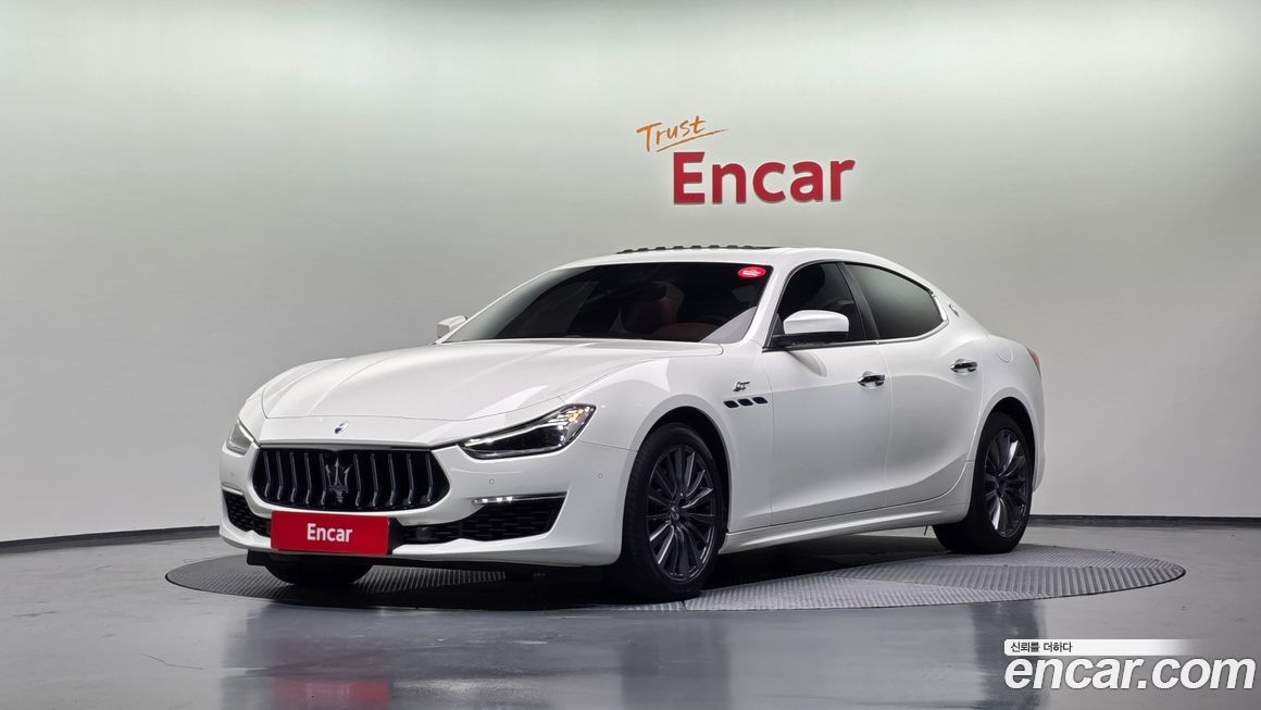 Maserati Ghibli 2022