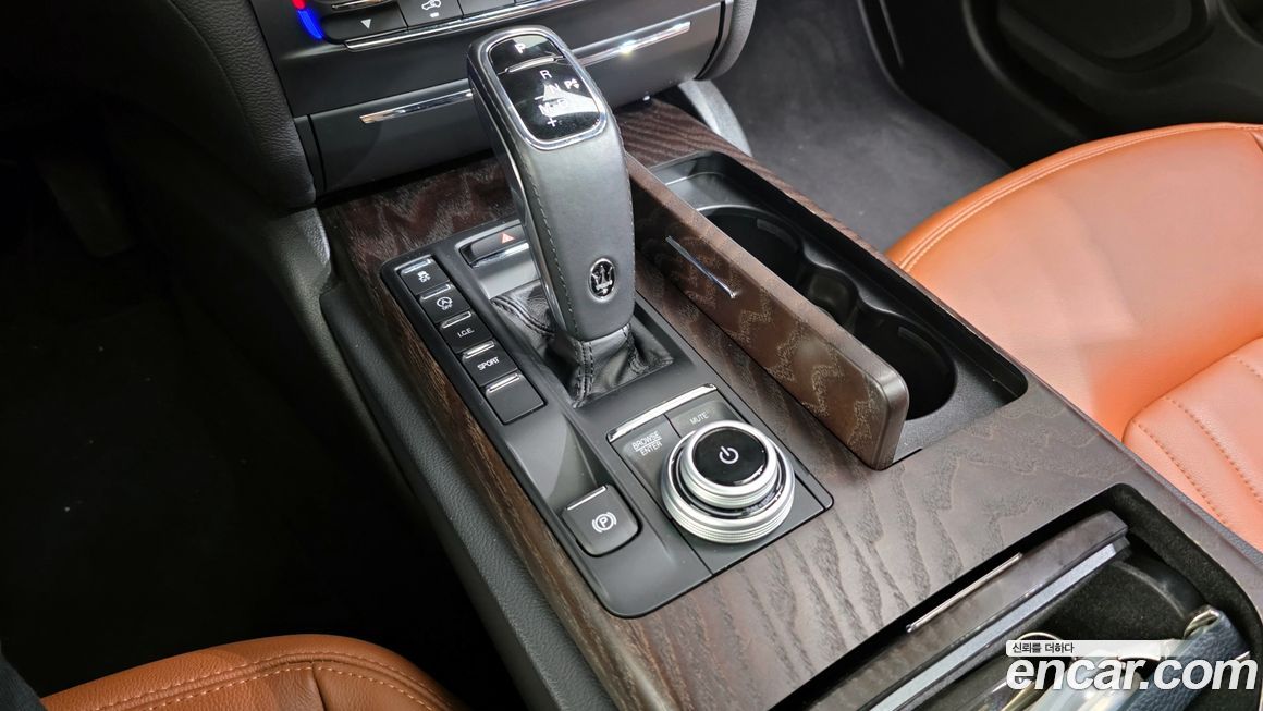 Maserati Ghibli 2022