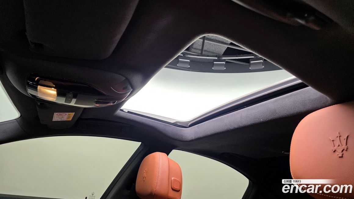 Maserati Ghibli 2022