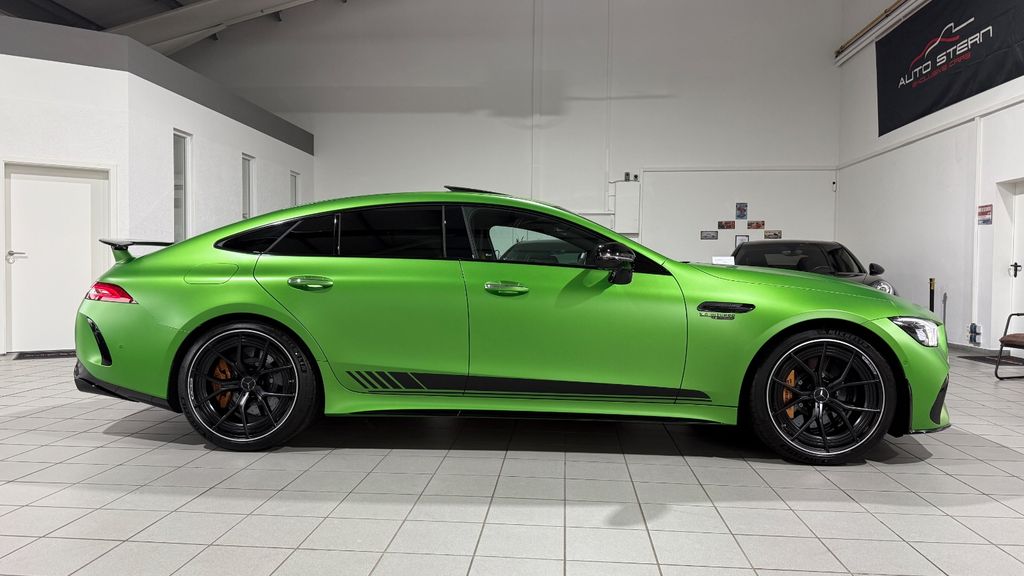 Mercedes-Benz AMG GT S 2025