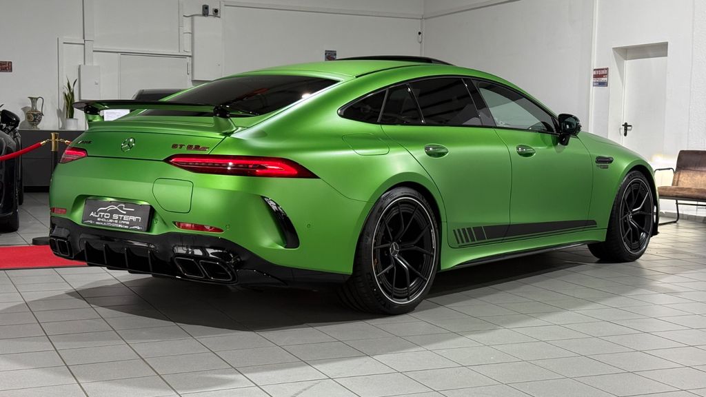 Mercedes-Benz AMG GT S 2025