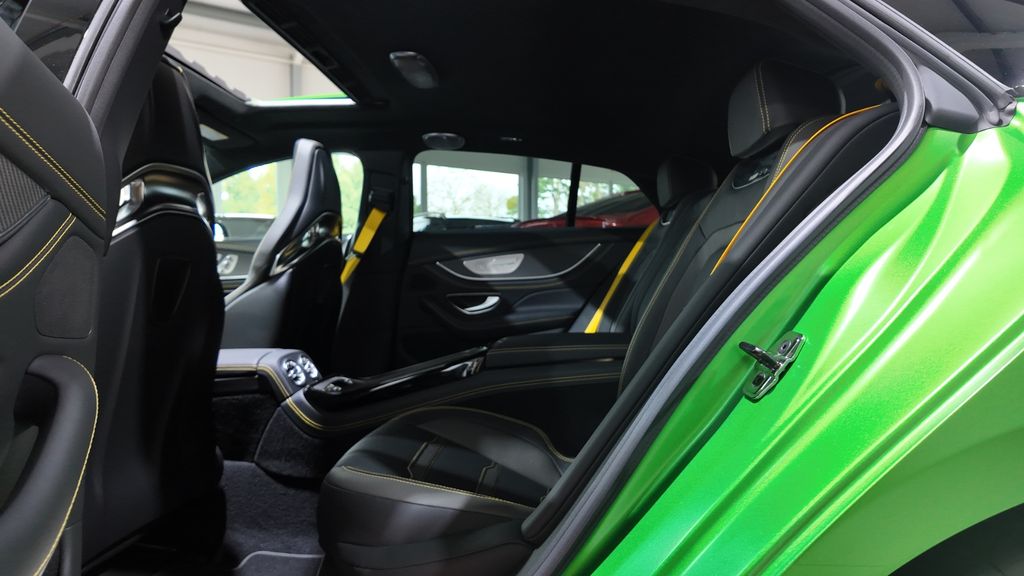 Mercedes-Benz AMG GT S 2025