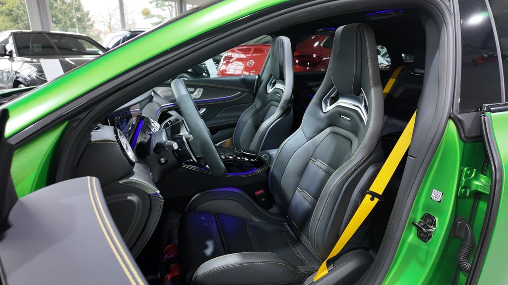 Mercedes-Benz AMG GT S 2025