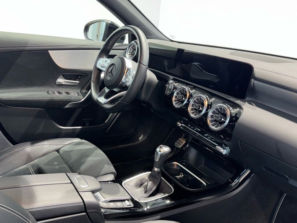 Mercedes-Benz A 200 2022