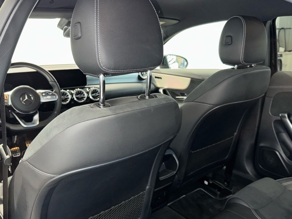 Mercedes-Benz A 200 2022