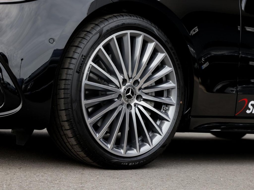 Mercedes-Benz C 220 2025