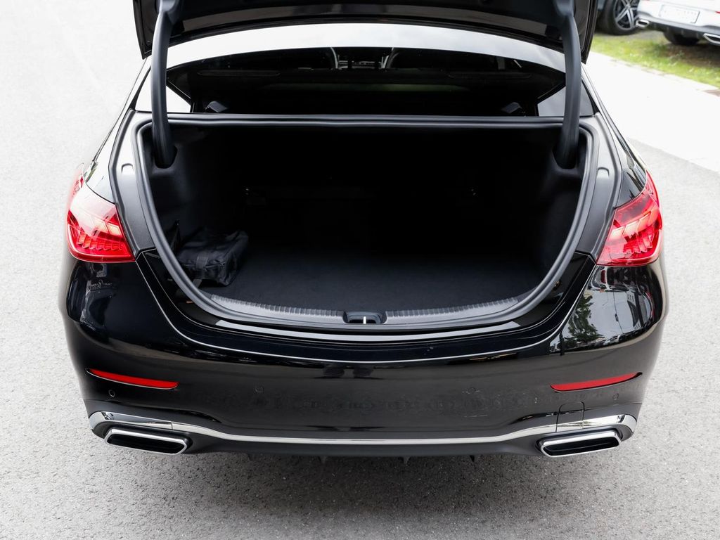 Mercedes-Benz C 220 2025