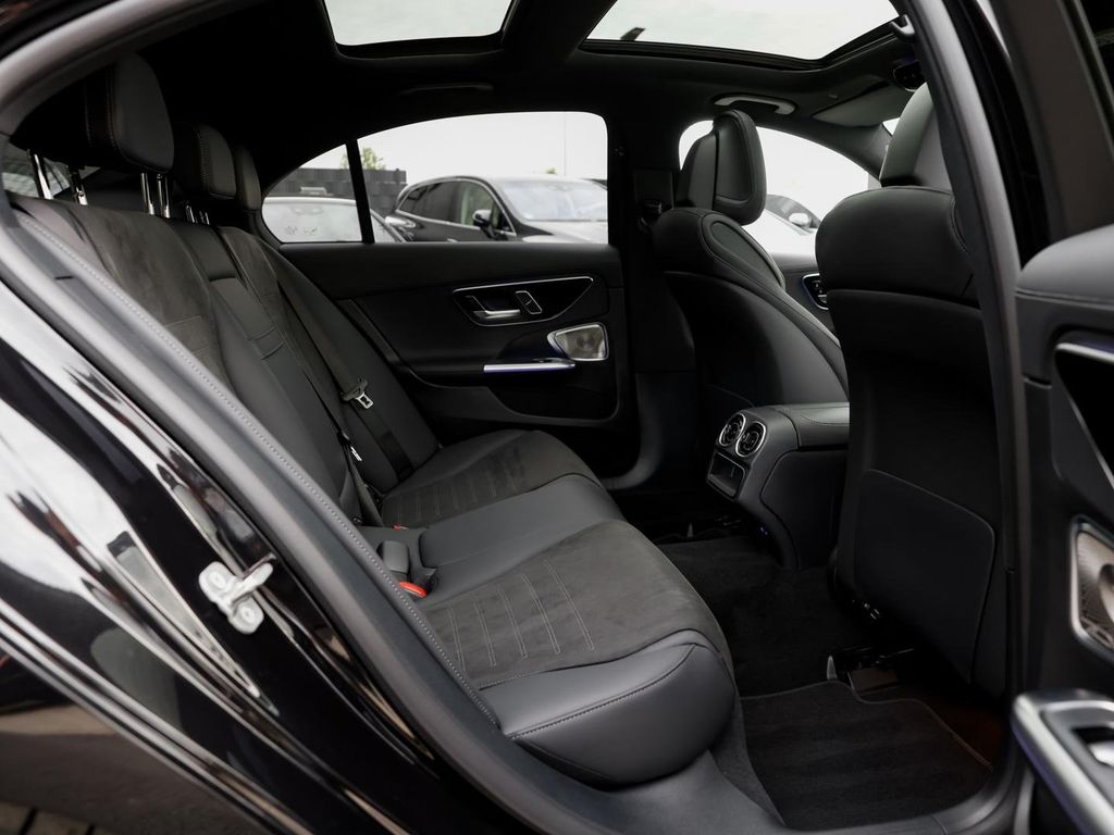 Mercedes-Benz C 220 2025