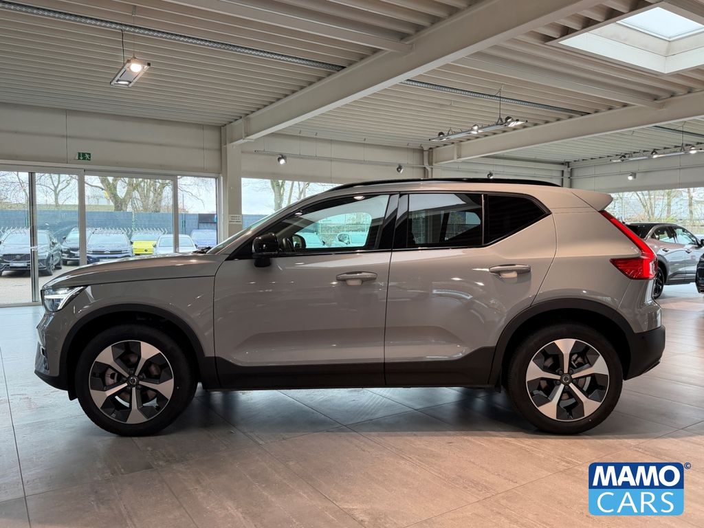Volvo XC40 2025