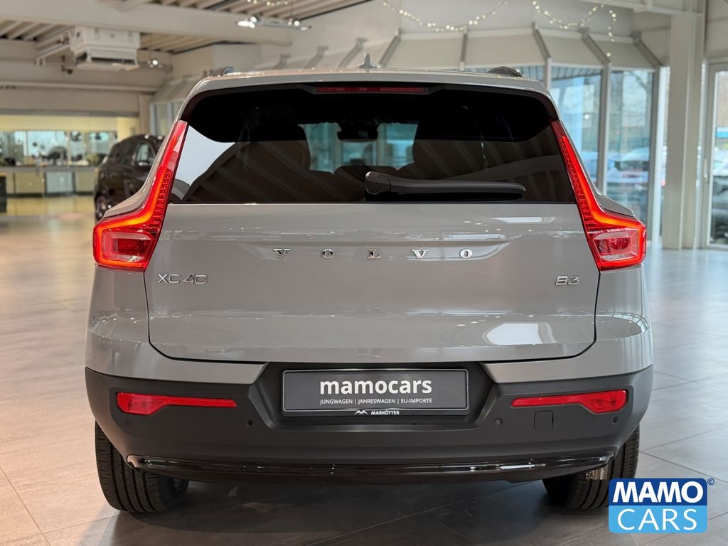 Volvo XC40 2025
