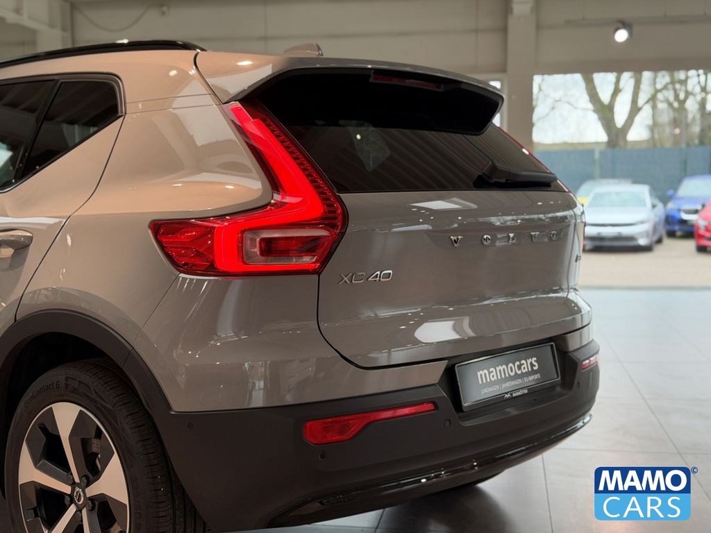 Volvo XC40 2025