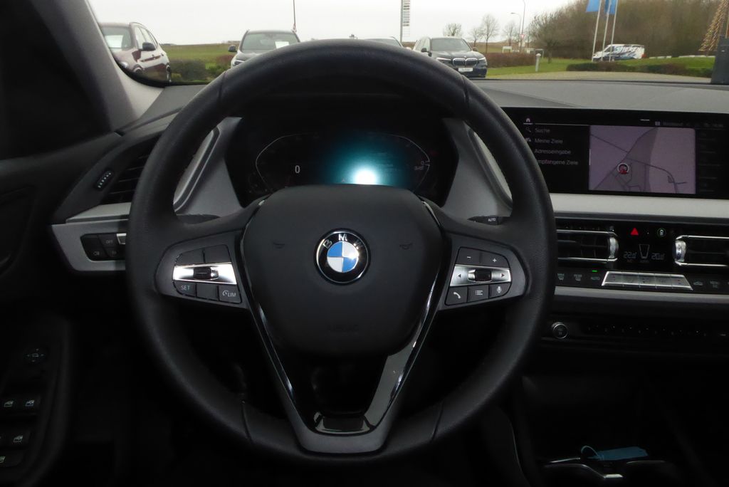BMW 116 2022