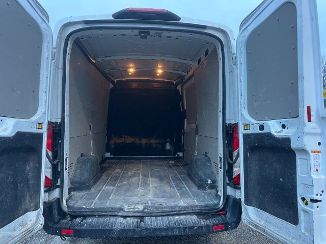 Ford Transit 2021