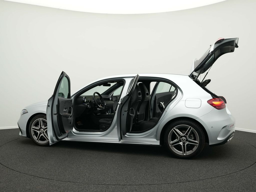 Mercedes-Benz A 200 2024