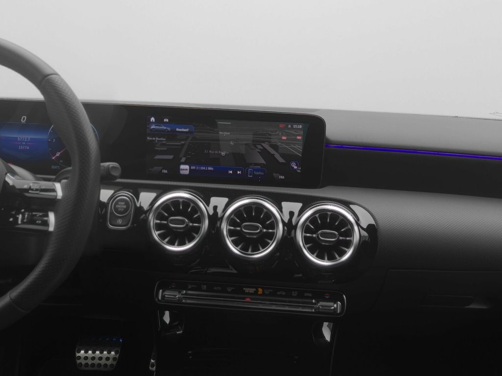 Mercedes-Benz A 200 2024