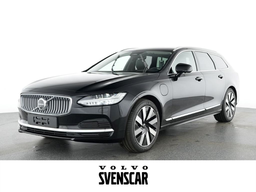 Volvo V90 2025