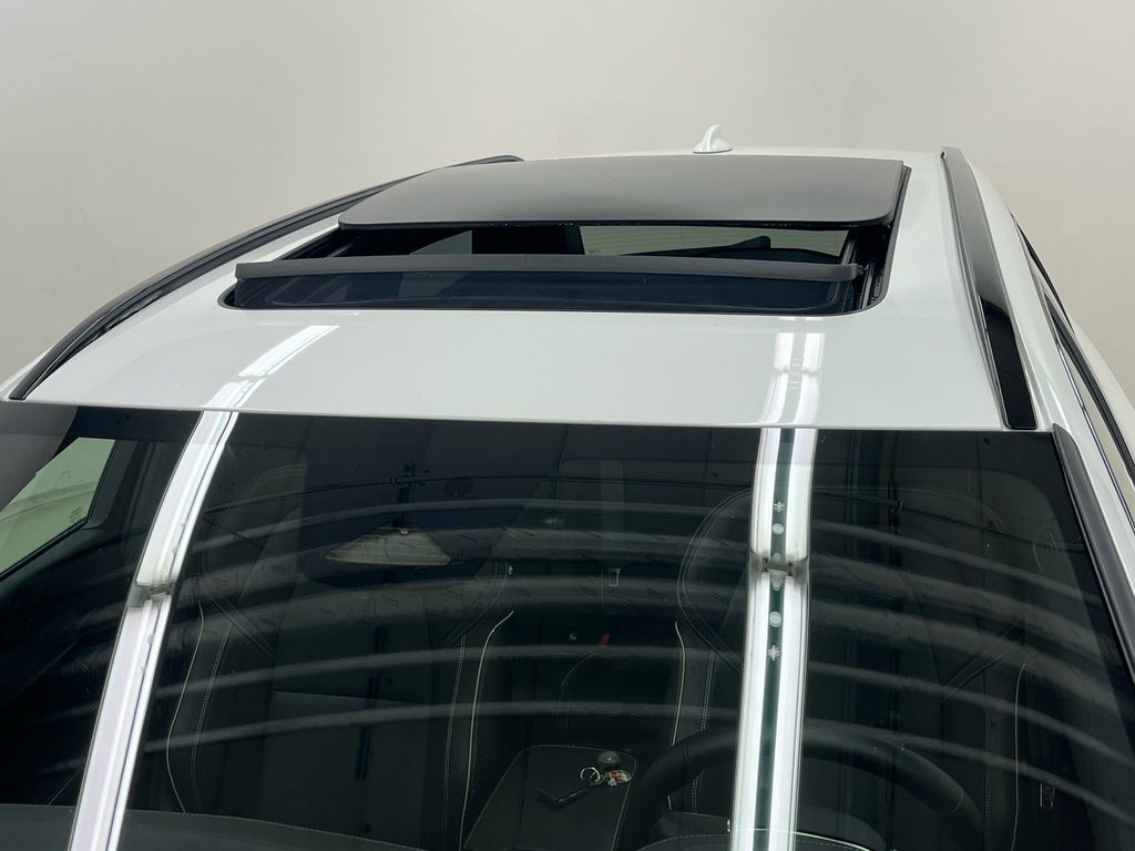 Volvo V90 2024