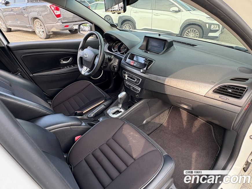 Renault-KoreaSamsung SM3 2012