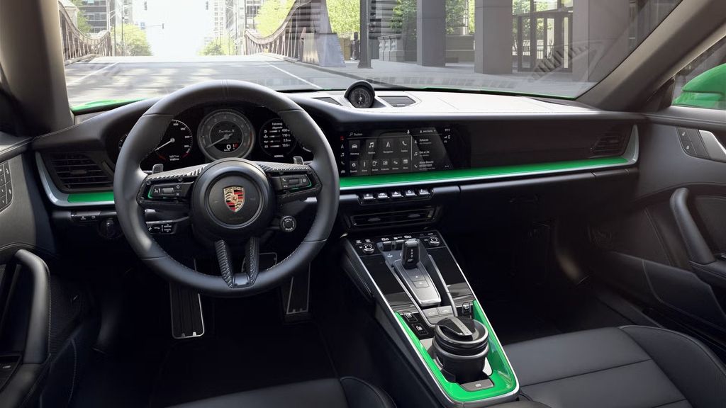 Porsche 992 2022
