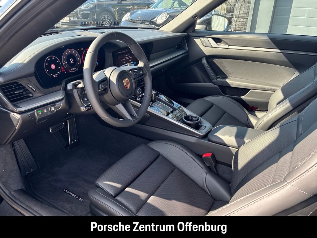 Porsche 992 2025