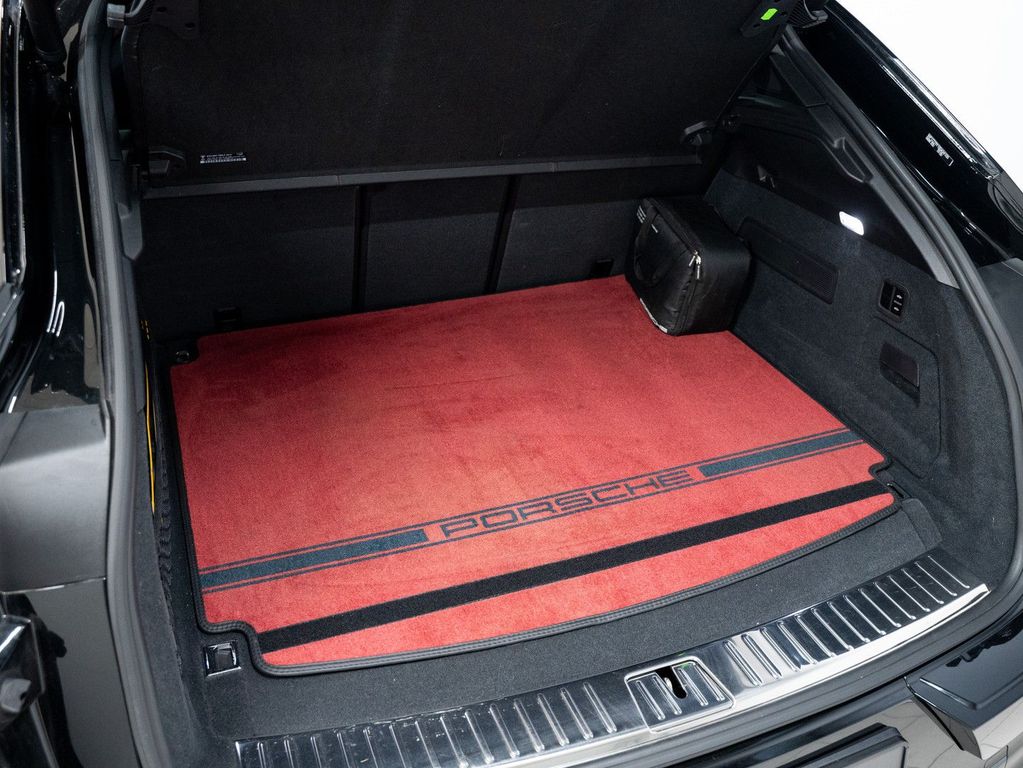 Porsche Cayenne 2025