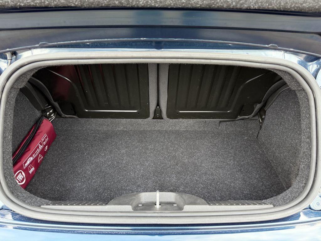 Fiat 500C 2024