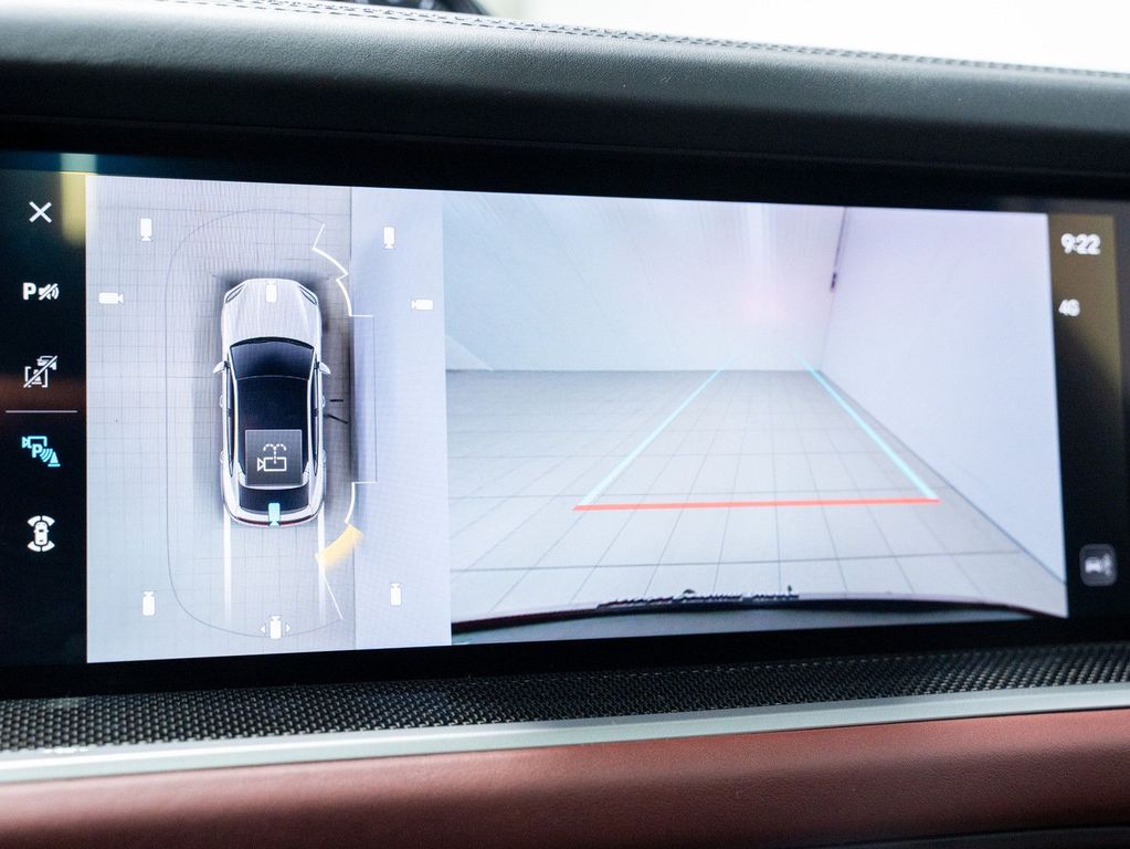 Porsche Cayenne 2025