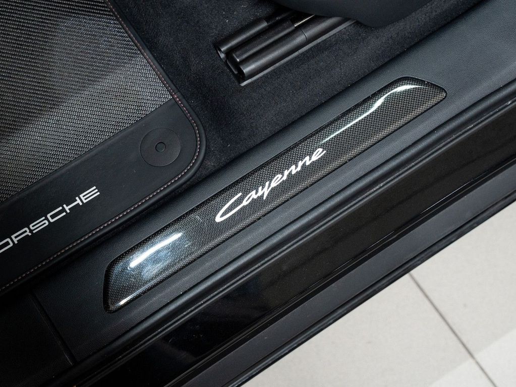 Porsche Cayenne 2025