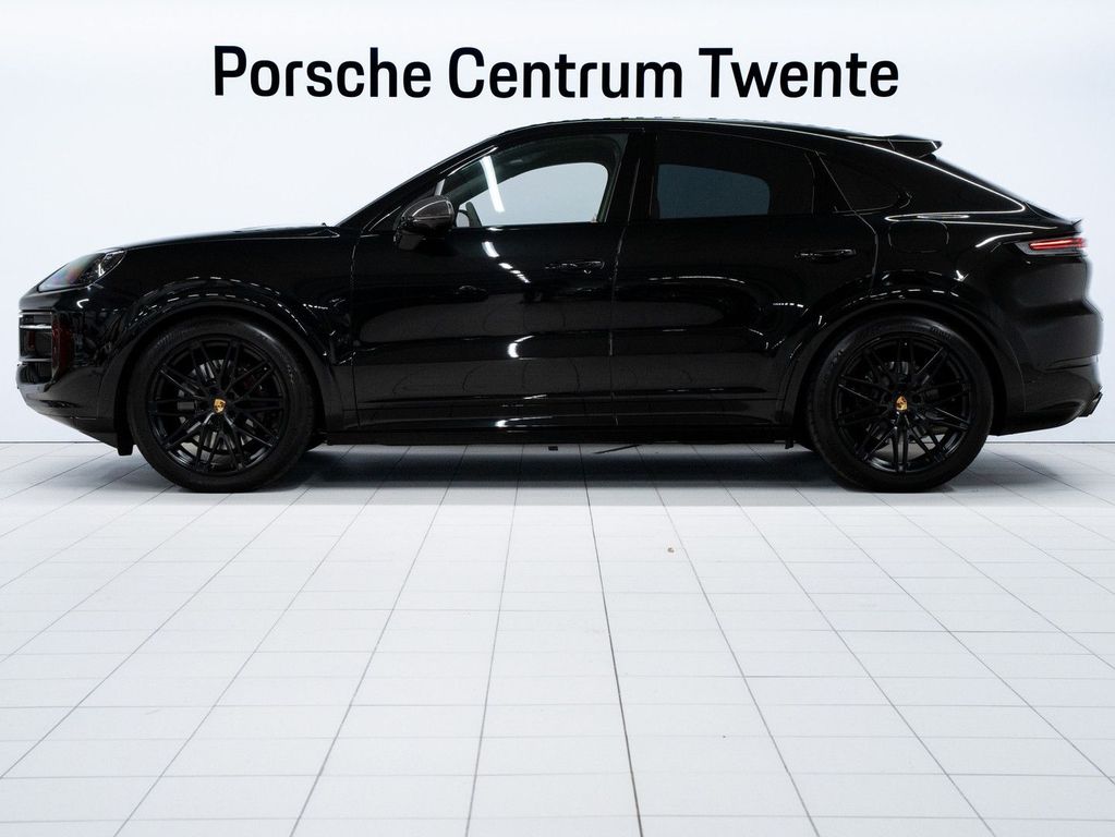 Porsche Cayenne 2025