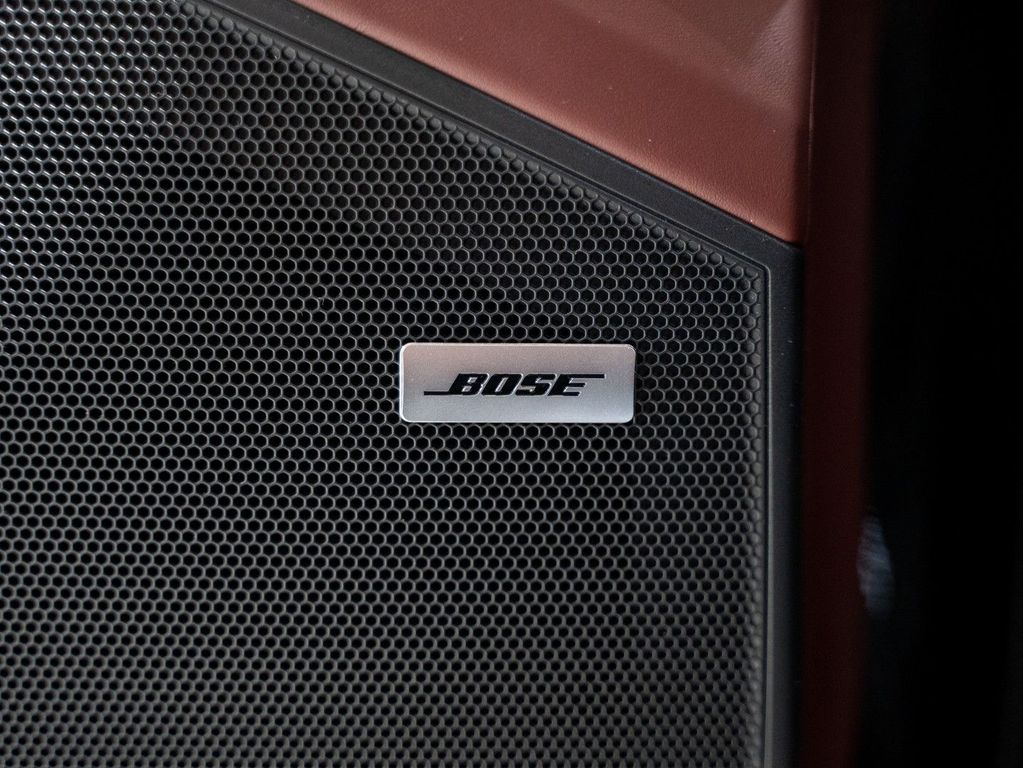 Porsche Cayenne 2025