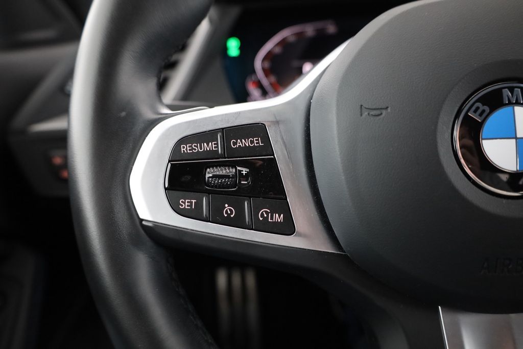 BMW 218 2024