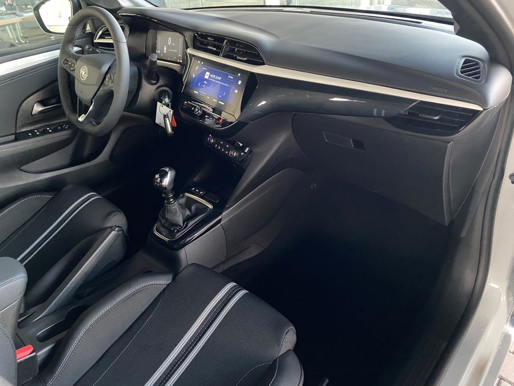 Opel Corsa 2025