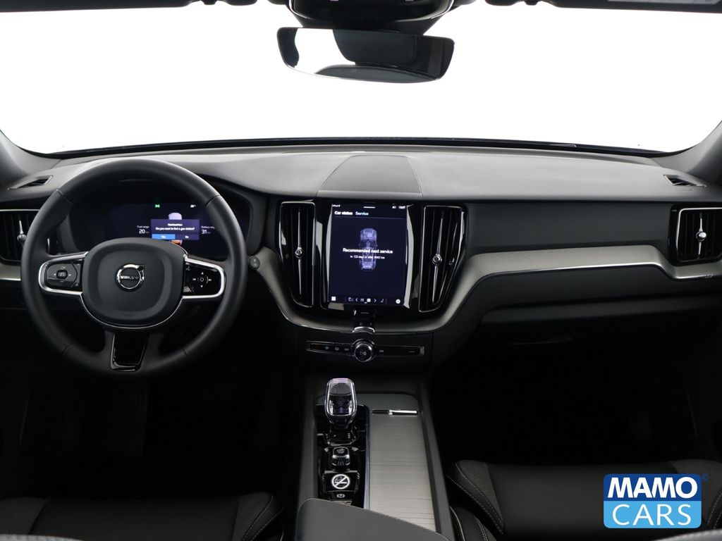 Volvo XC60 2025