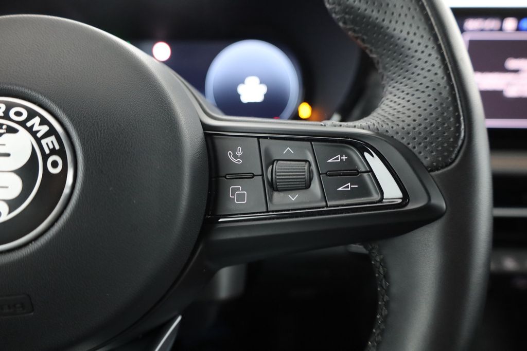 Alfa Romeo Tonale 2024