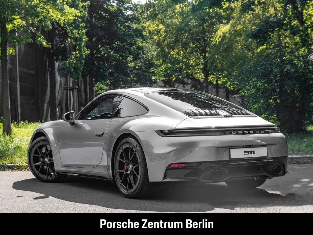 Porsche 992 2025