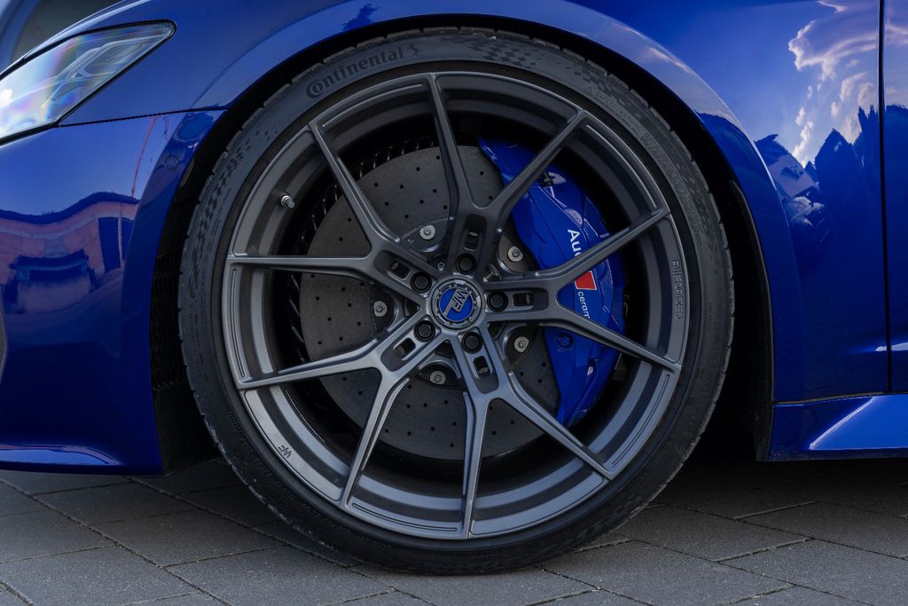 Audi RS6 2024