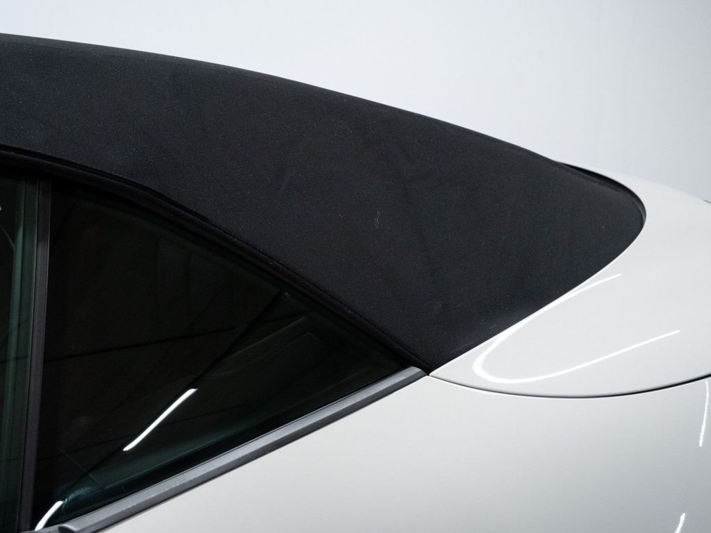 Porsche 992 2023