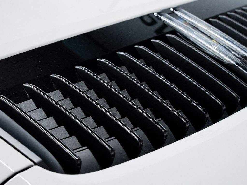 Porsche 992 2023