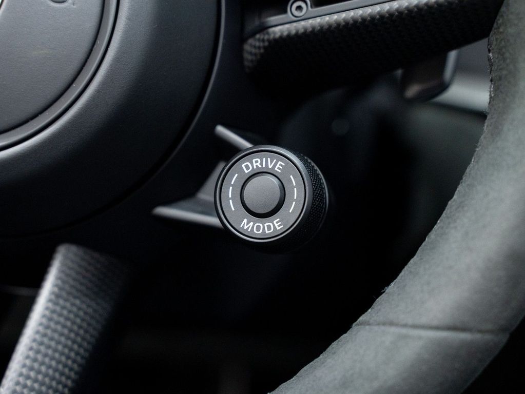 Porsche 992 2023
