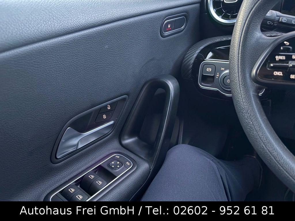 Mercedes-Benz A 180 2022