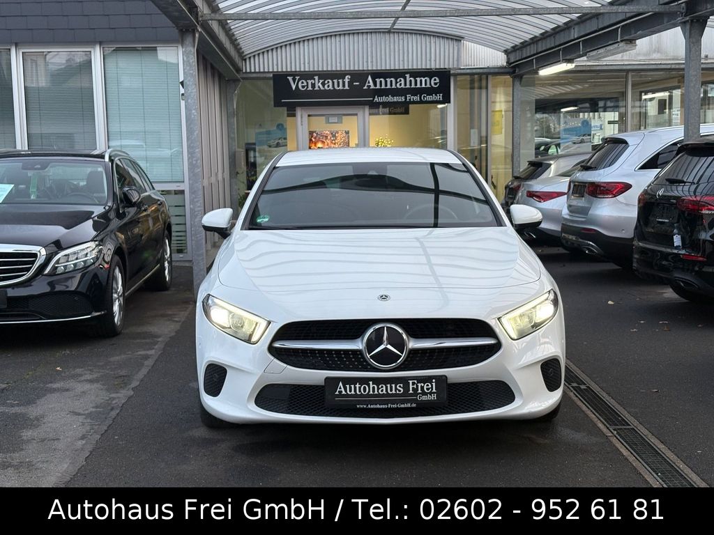 Mercedes-Benz A 180 2022