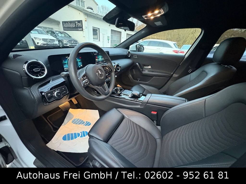 Mercedes-Benz A 180 2022