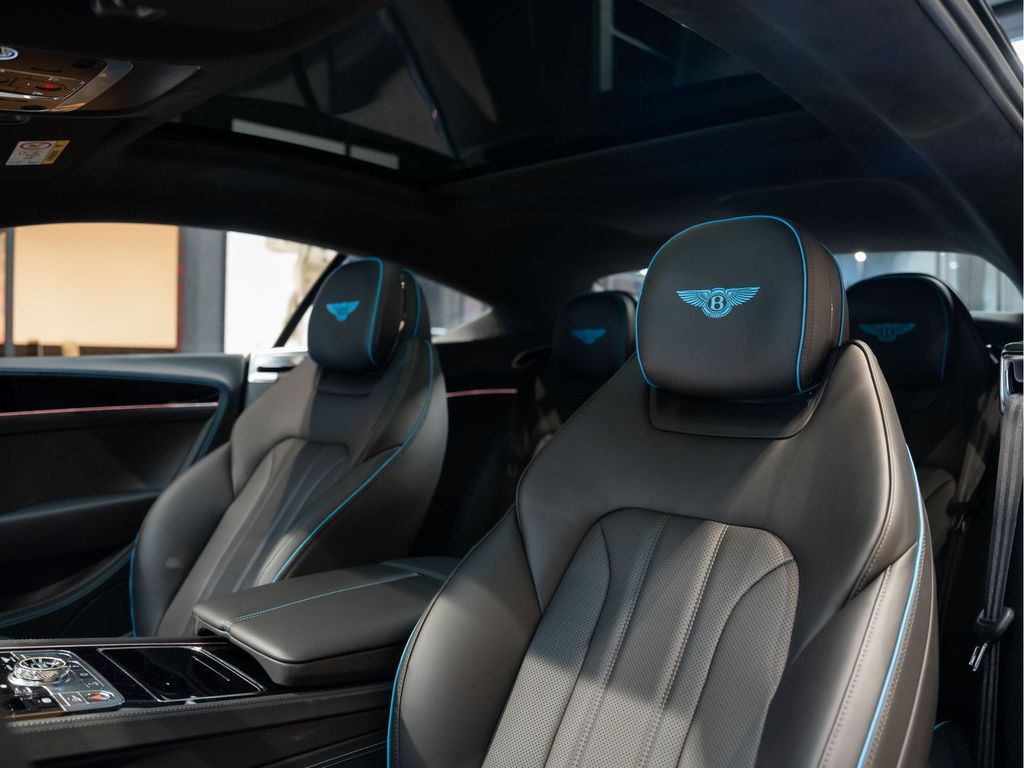 Bentley Continental GT 2025