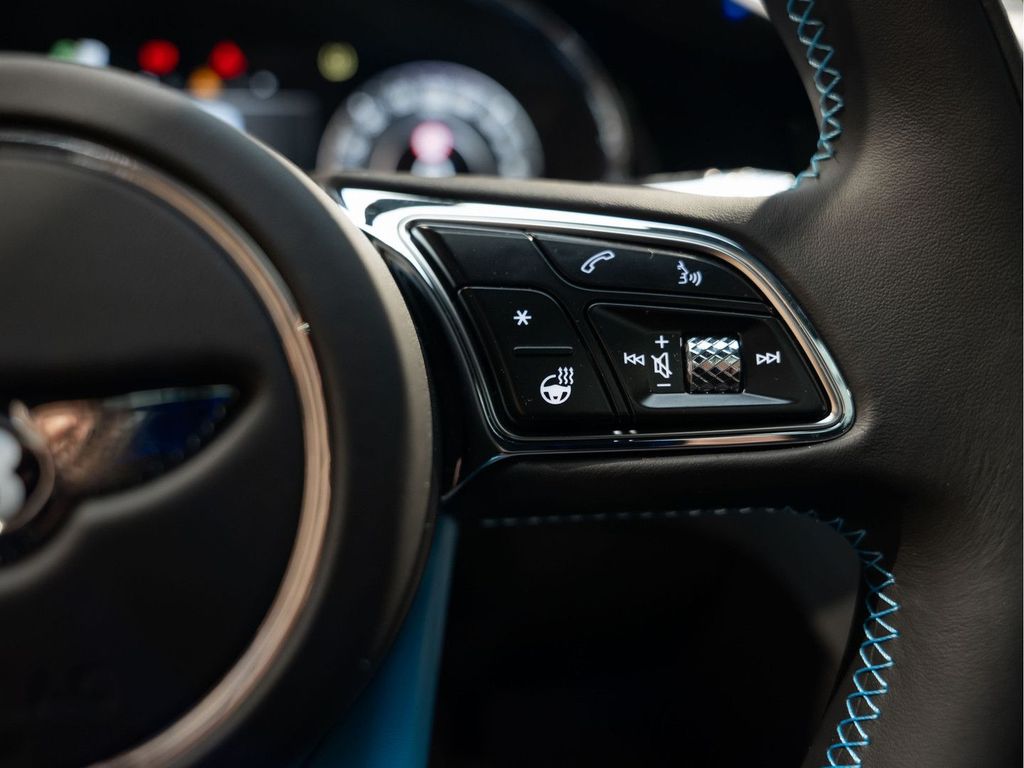 Bentley Continental GT 2025