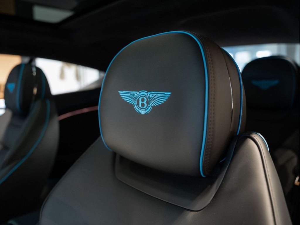 Bentley Continental GT 2025
