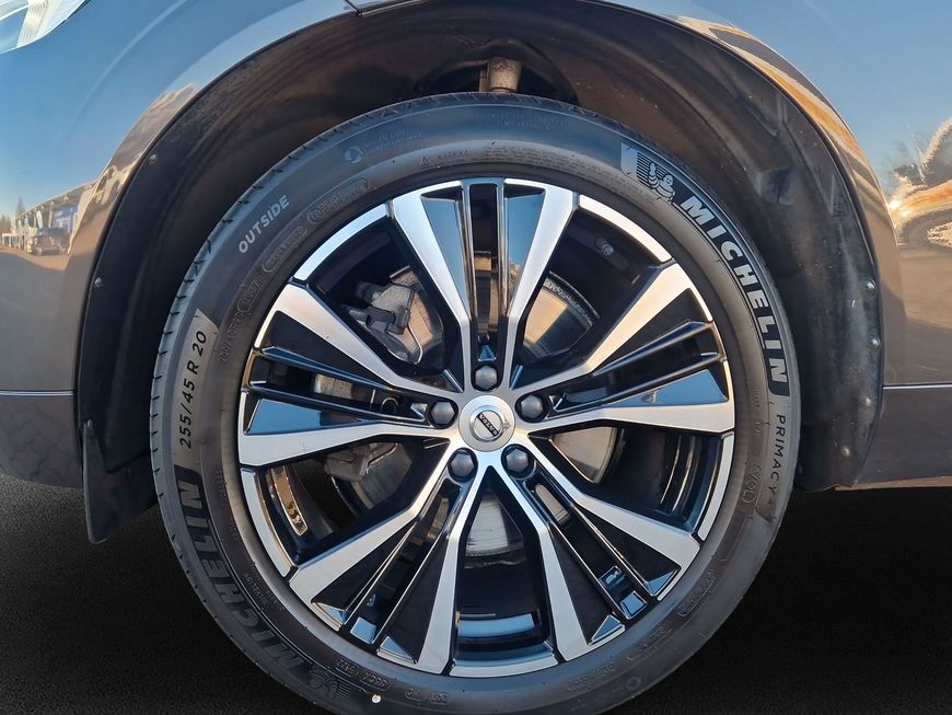 Volvo XC60 2022